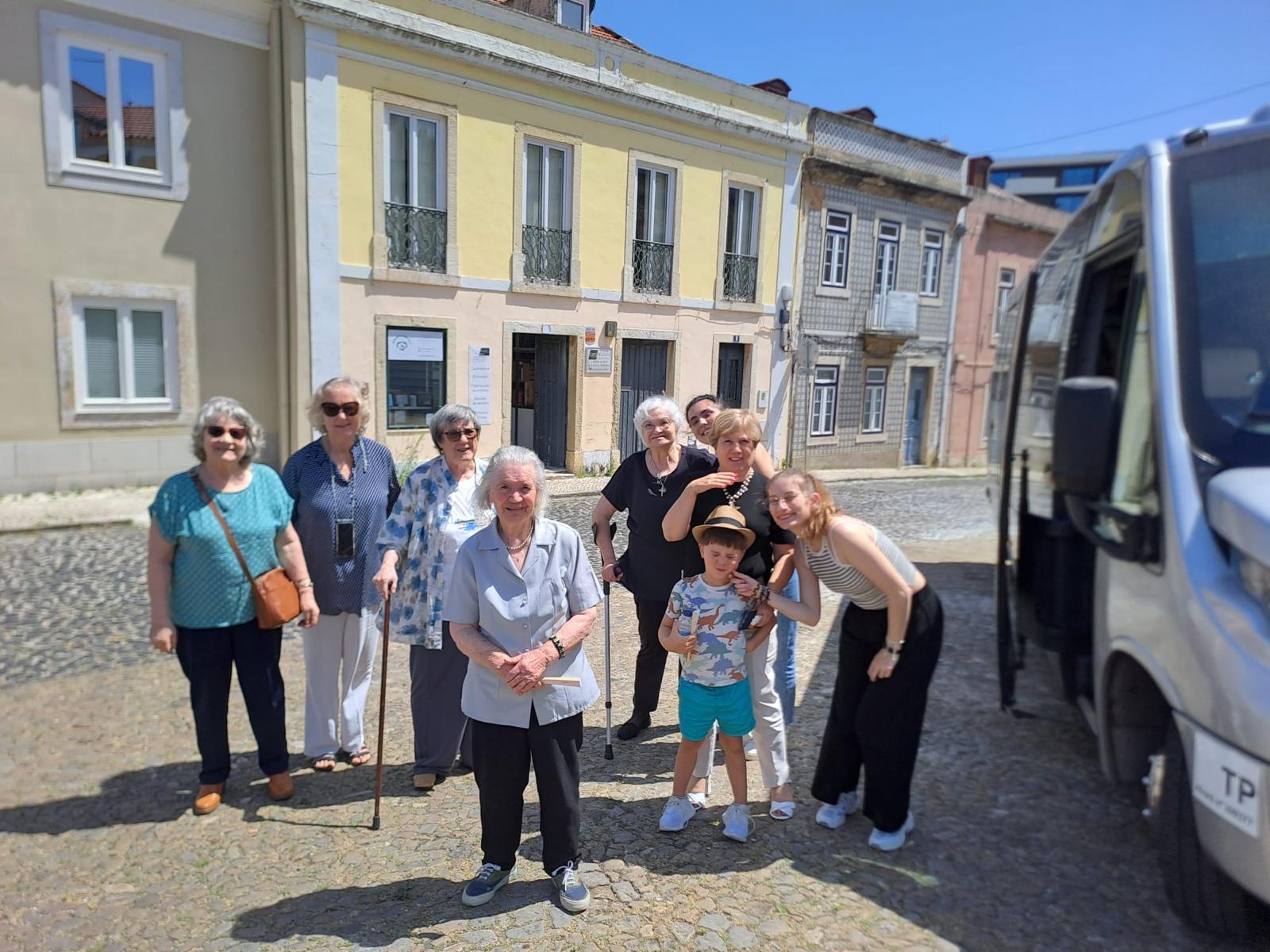 Tertúlia Amarela Passeio aos Olivais Velho