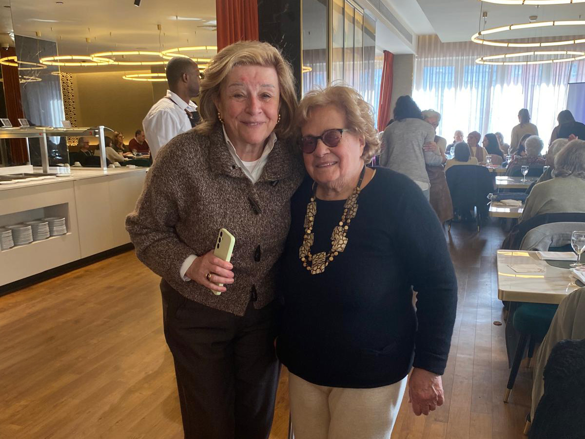 Hotel Lutécia Almoço de Reis