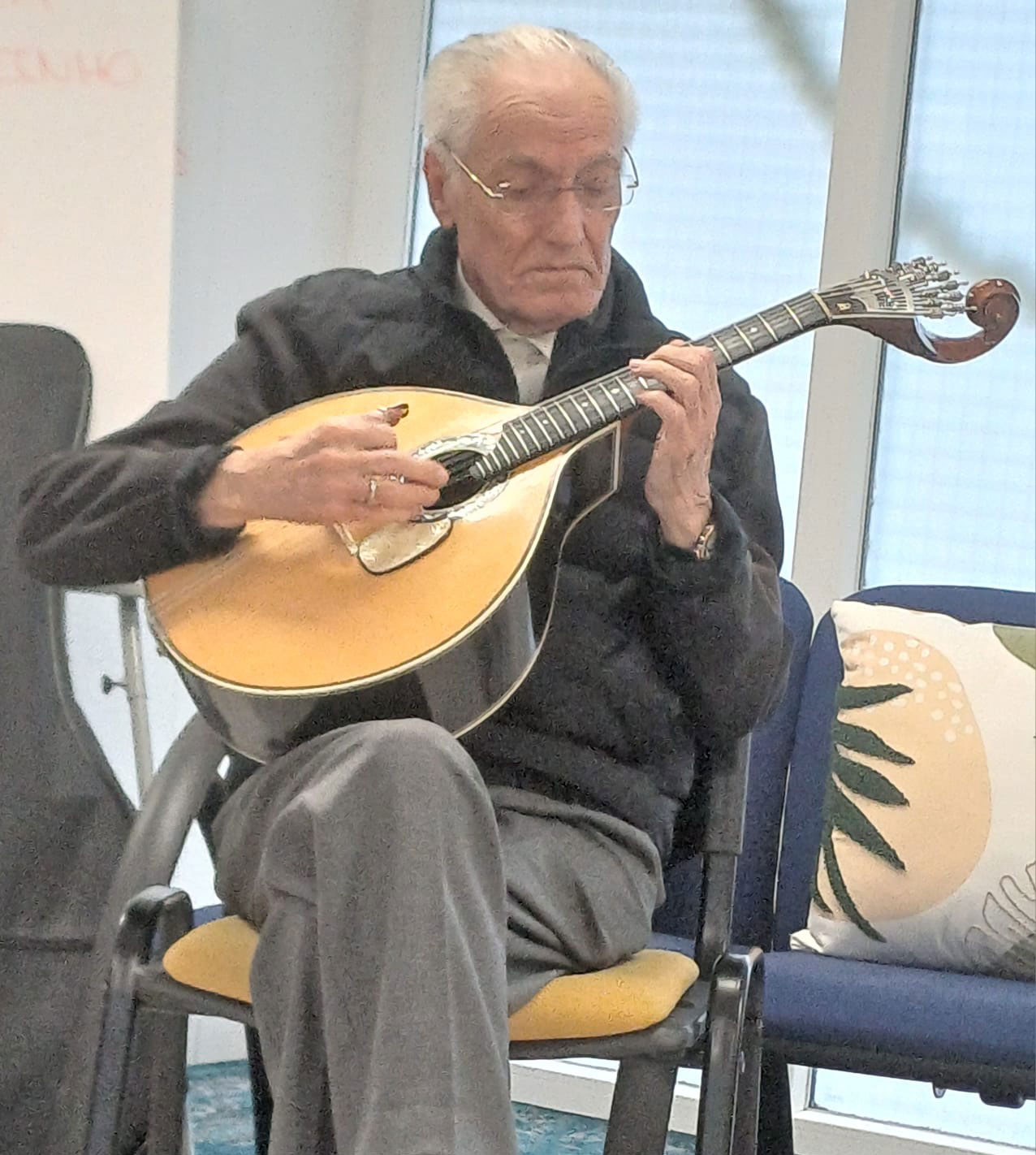 “Tertúlia Amarela Natalícia”