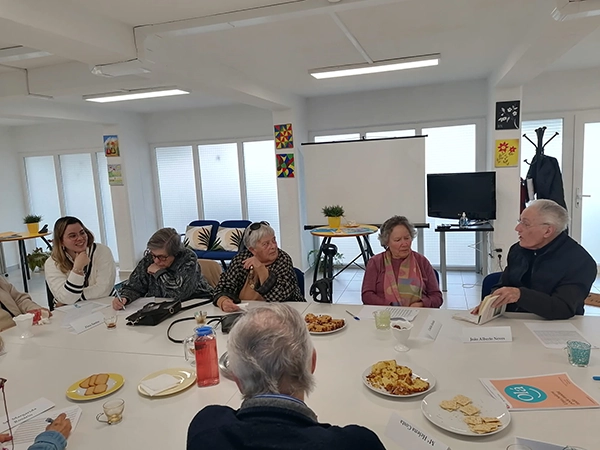 GRUPOS TERAPÊUTICOS “Conversa Puxa Conversa”