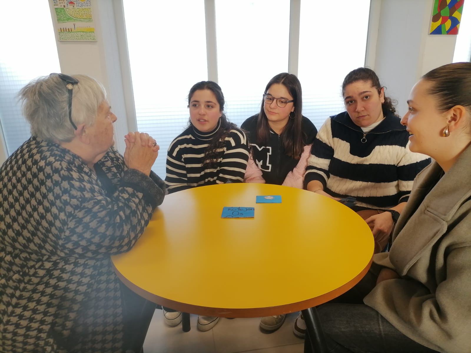 Programa Intergeracional “Ao Encontro – Parceria com a Associação Resgate”