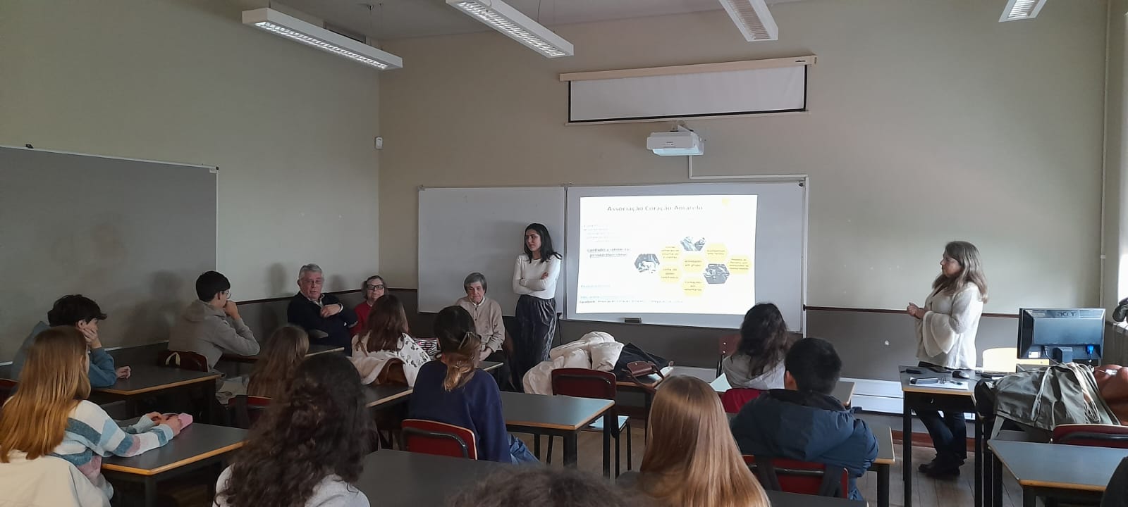 Programa Intergeracional “Ao Encontro – Parceria com a Associação Resgate”