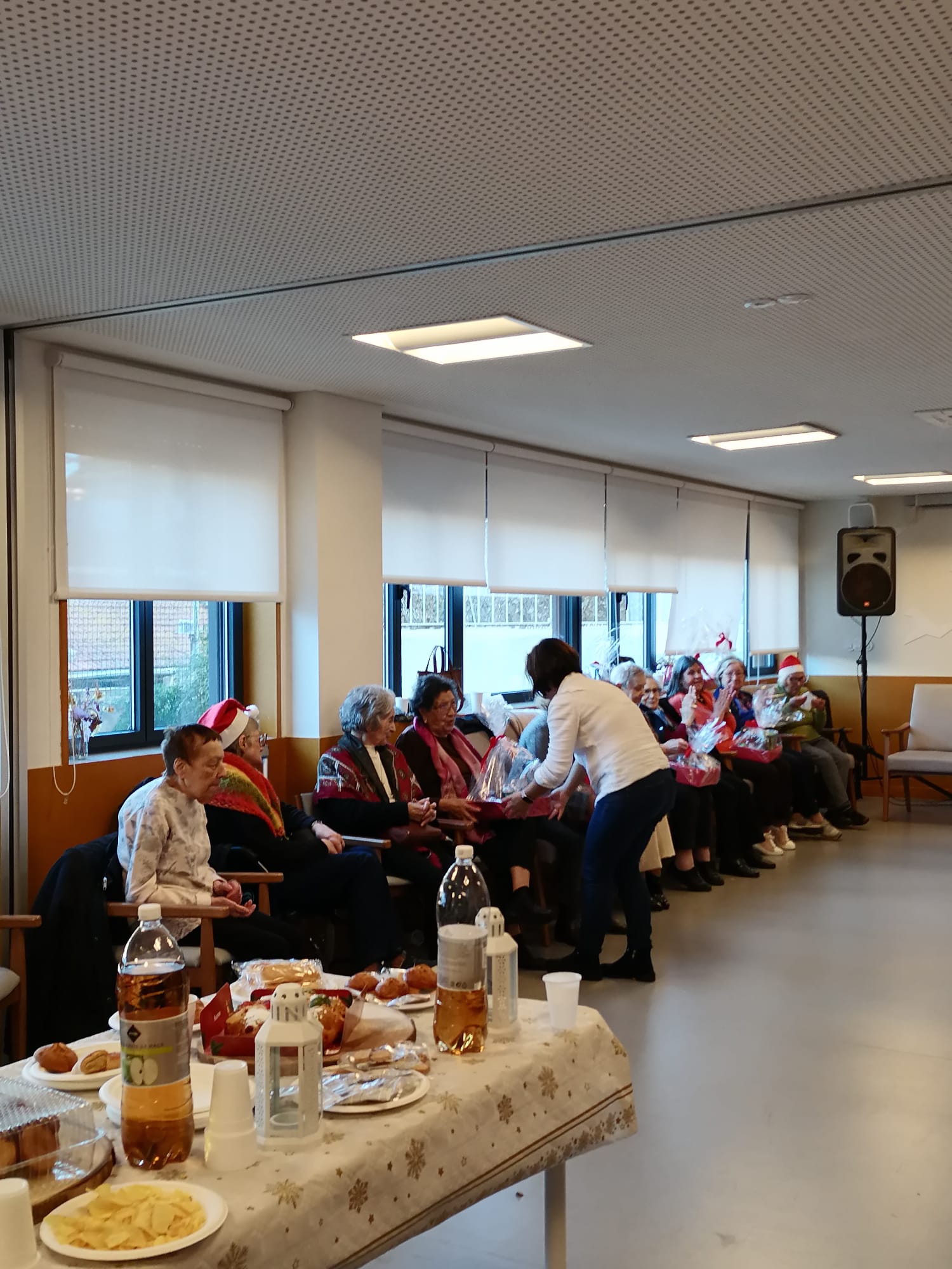 No passado dia  a Associação Coração Amarelo Delegação de Lisboa, participou na primeira sessão de trabalho do Conselho Municipal para a Pessoa Idosa, que terá como principal objetivo estimular a participação efetiva, bem como, a discussão e reflexão em torno dos desafios da Longevidade e do Envelhecimento.