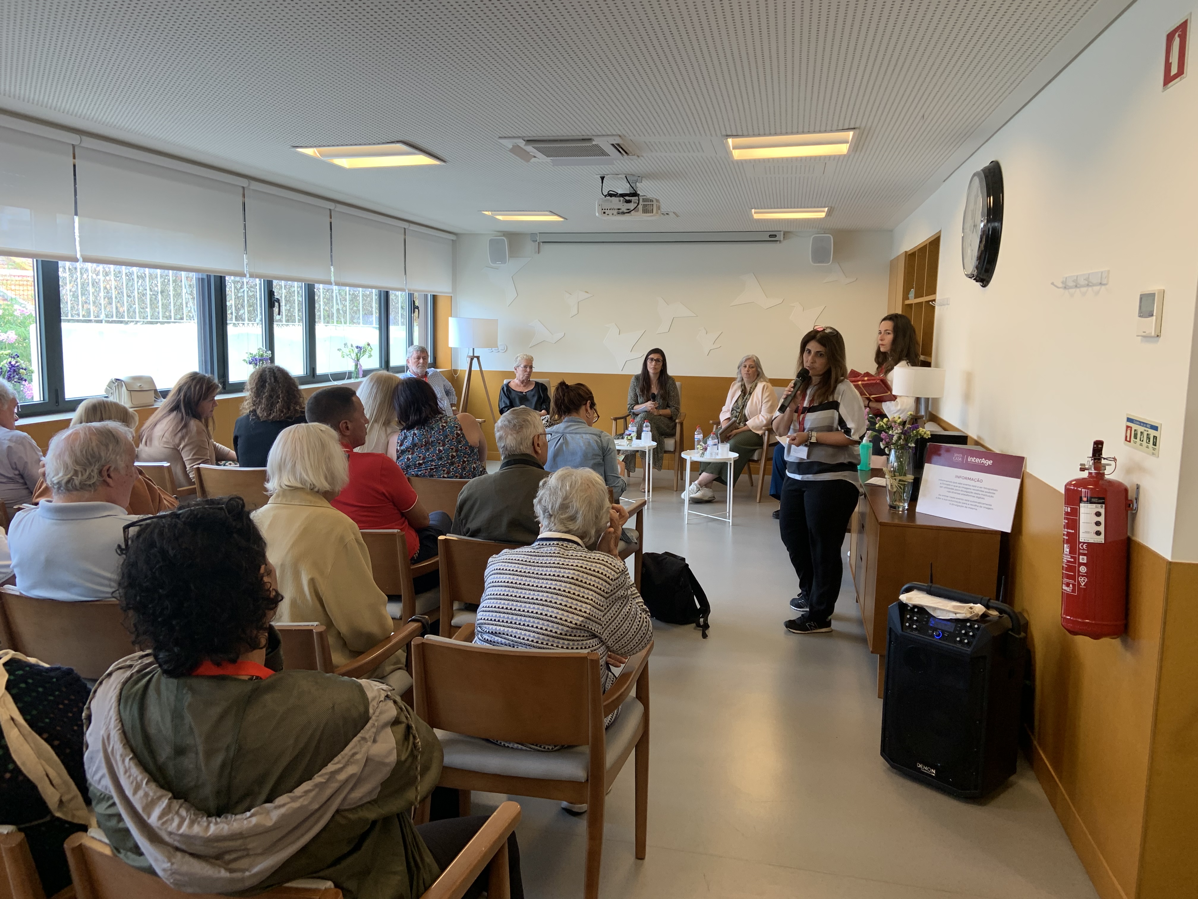 No passado dia  a Associação Coração Amarelo Delegação de Lisboa, participou na primeira sessão de trabalho do Conselho Municipal para a Pessoa Idosa, que terá como principal objetivo estimular a participação efetiva, bem como, a discussão e reflexão em torno dos desafios da Longevidade e do Envelhecimento.