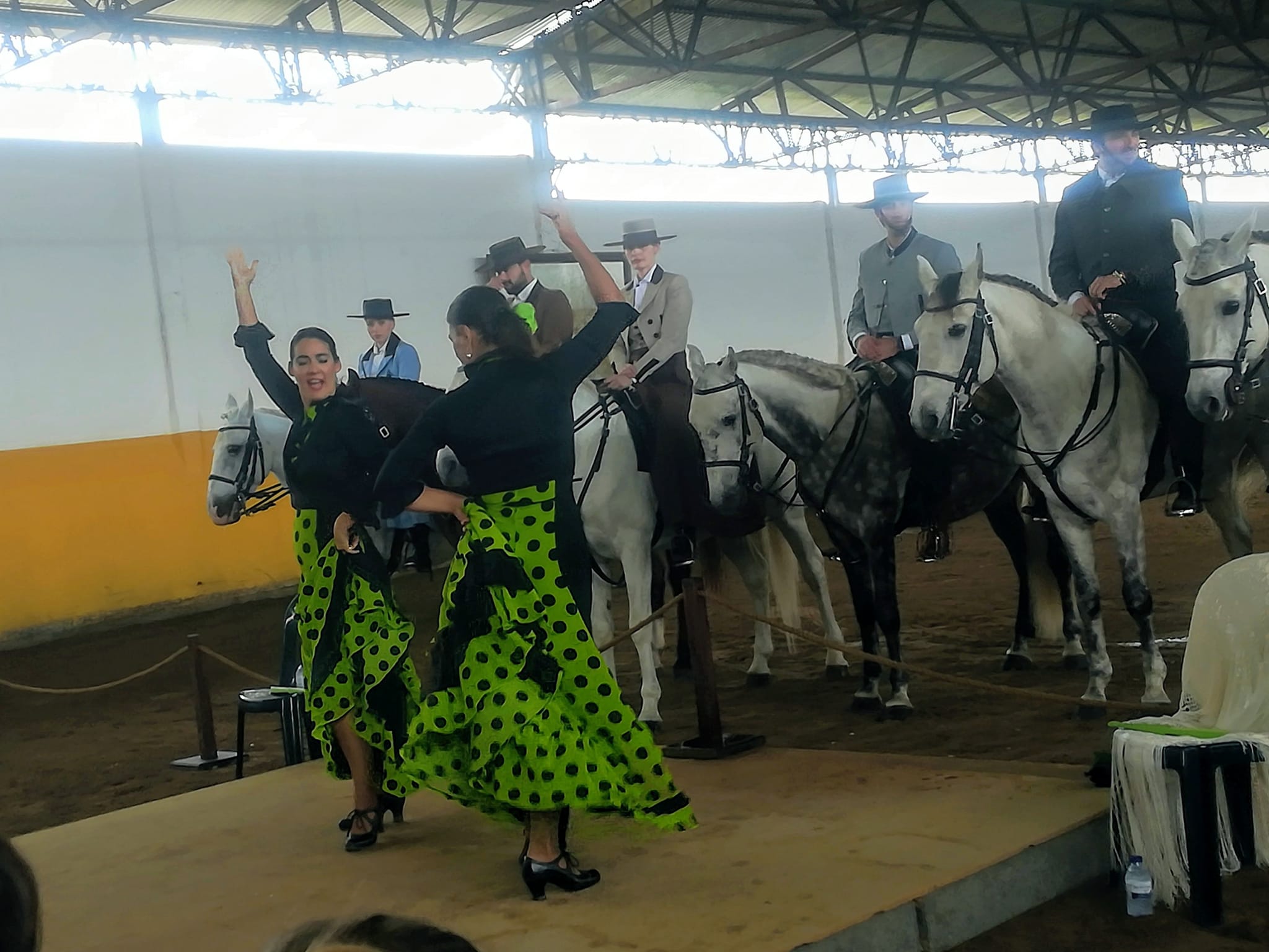 RESTAURANTE WOK CITY CACÉM ALMOÇO DE NATAL