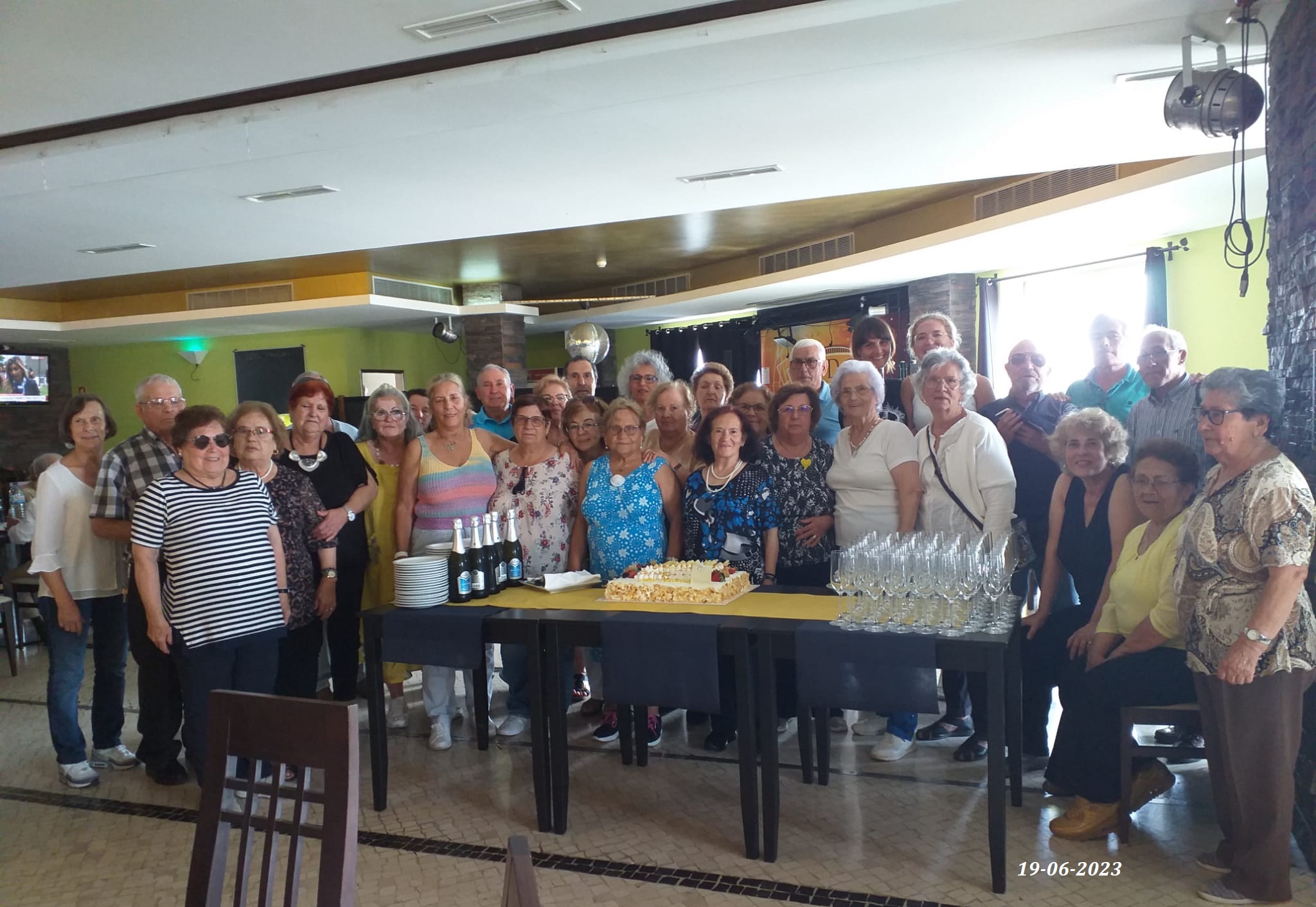 RESTAURANTE WOK CITY CACÉM ALMOÇO DE NATAL