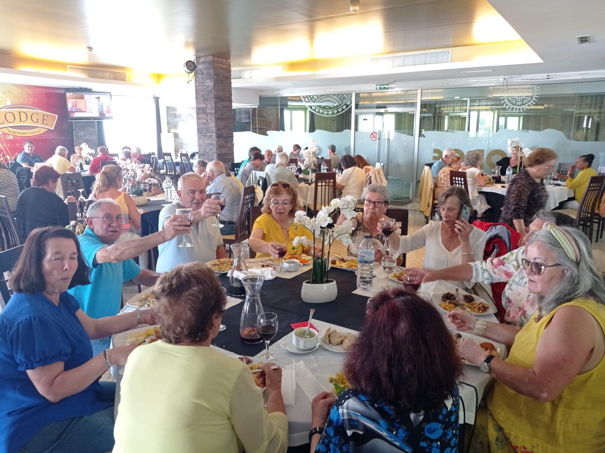 RESTAURANTE WOK CITY CACÉM ALMOÇO DE NATAL