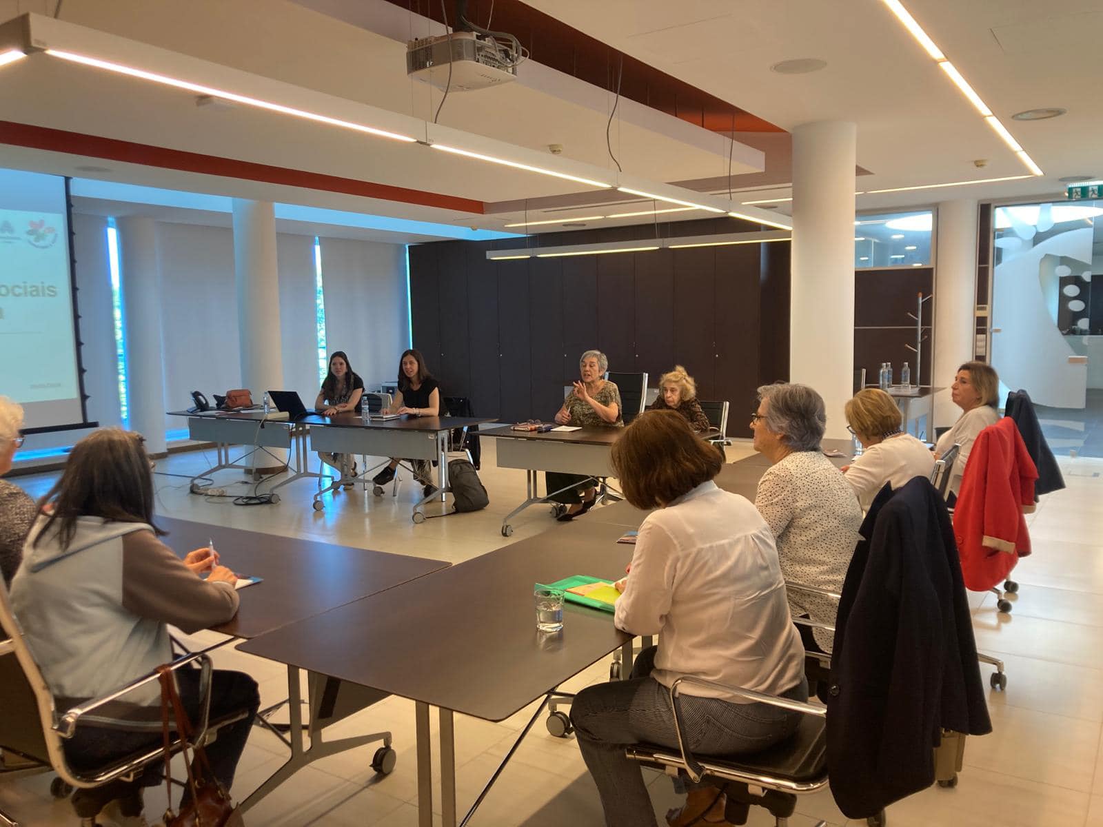 Sede da Delegação da Amadora “Encontro da Direção Nacional com as delegações de Amadora e Oeiras e a comissão instaladora de Odivelas”