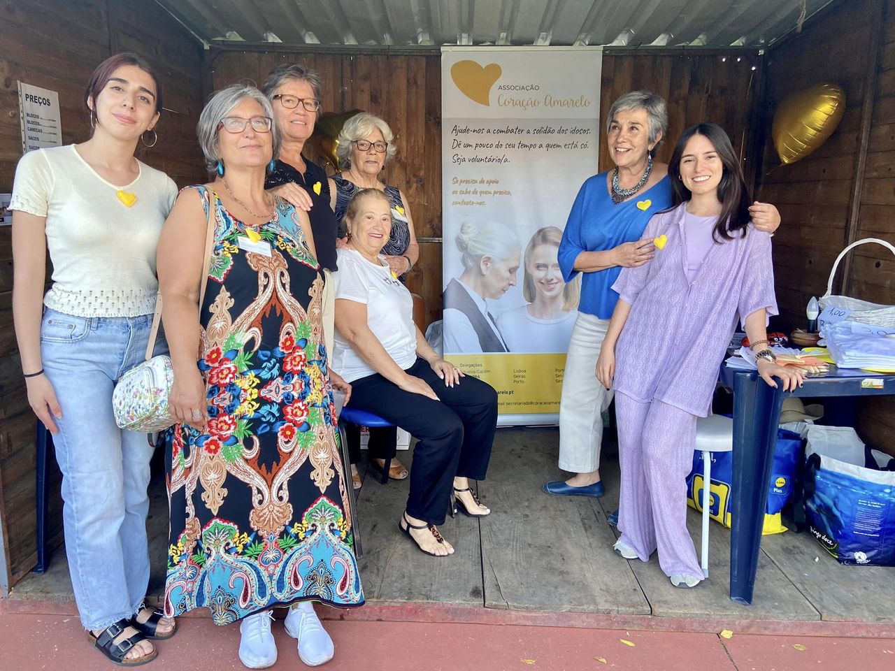 Dia ço, na reunião mensal dos voluntários do Coração Amarelo da Amadora a voluntária Antónia Ferreira falou de Comunicação Compassiva.Um tema muito importante para desenvolver a nossa presença como voluntários e como Ser em Comunidade!