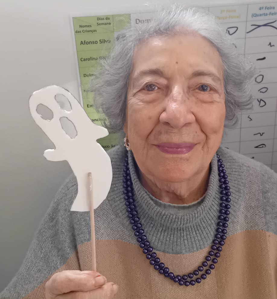 Associação resgate DIA DAS BRUXAS/PÃO POR DEUS