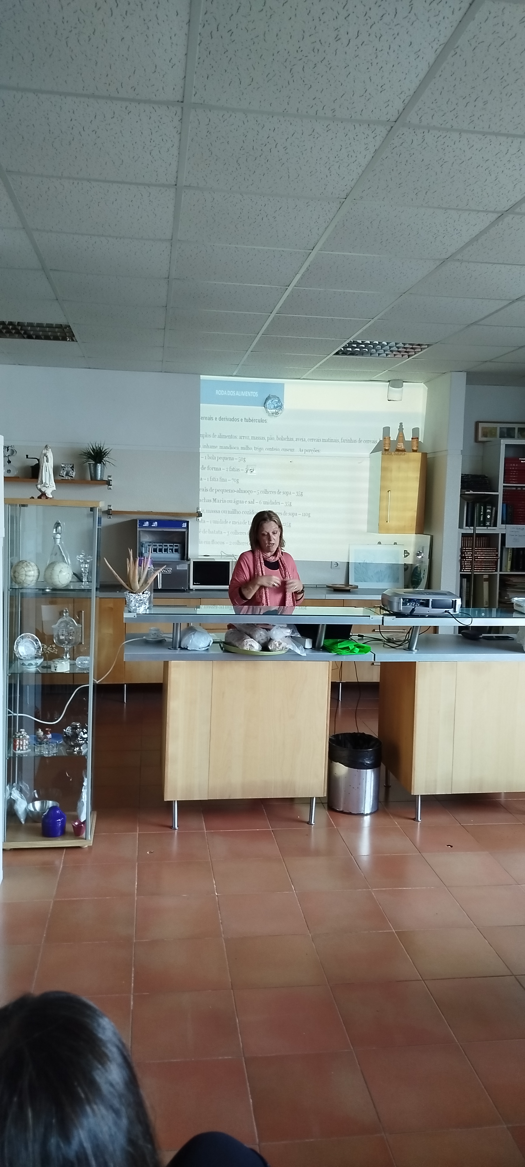 Espetáculo musical no Centro Cultural Olga Cadaval com Paulo de Carvalho inserido no programa ” Os dias da idade” no dia  com a presença do Coração Amarelo.” Bela tarde” foi ouvido em uníssono pelos nossos utentes.