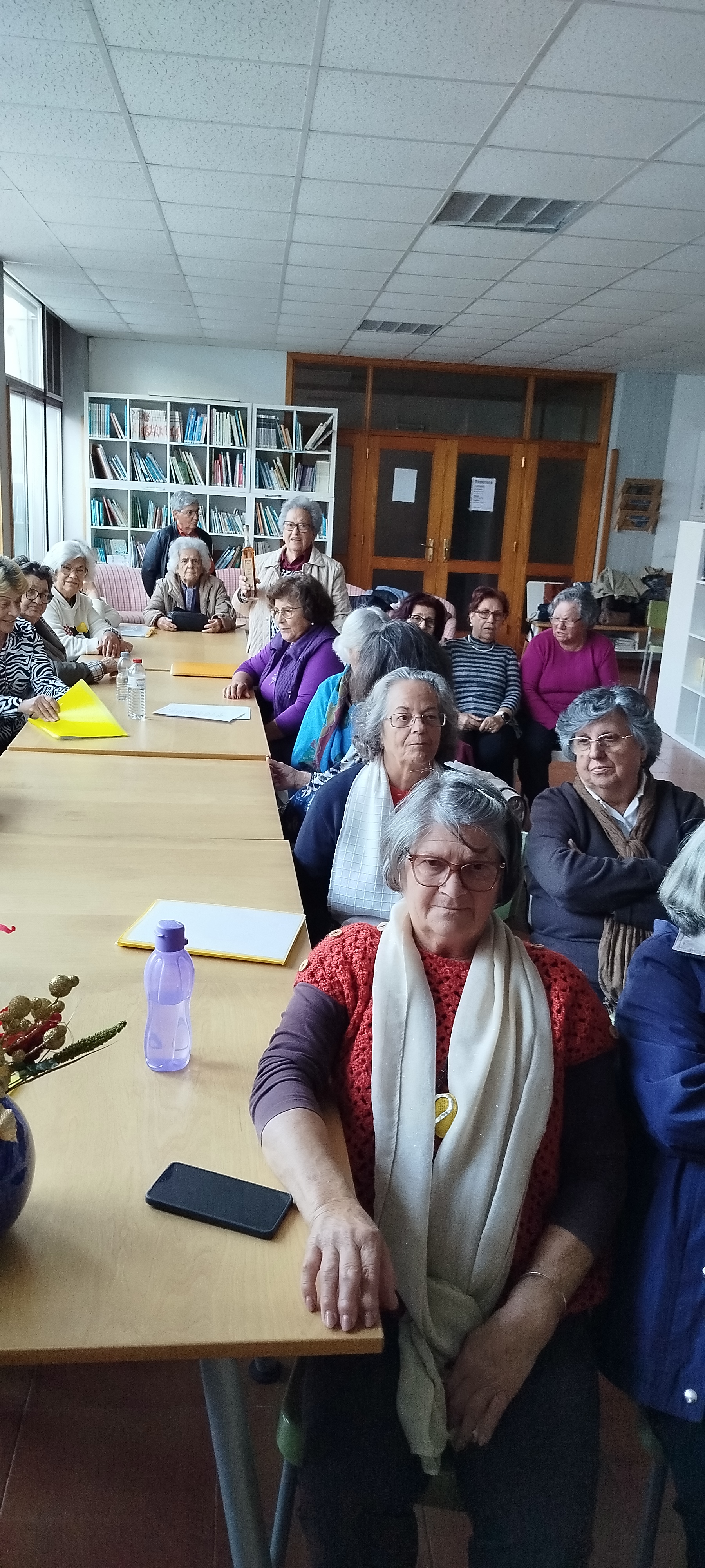 Espetáculo musical no Centro Cultural Olga Cadaval com Paulo de Carvalho inserido no programa ” Os dias da idade” no dia  com a presença do Coração Amarelo.” Bela tarde” foi ouvido em uníssono pelos nossos utentes.
