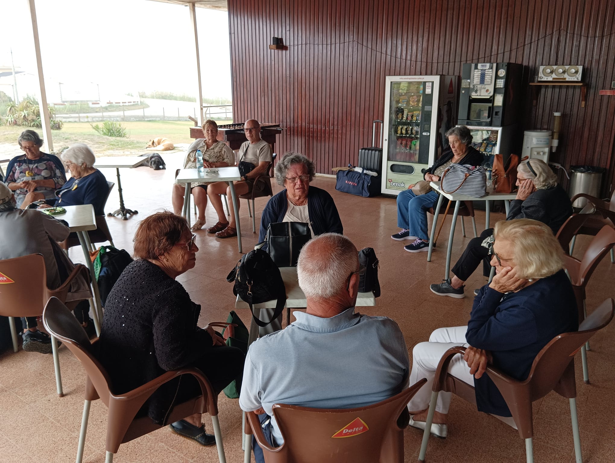 Espetáculo musical no Centro Cultural Olga Cadaval com Paulo de Carvalho inserido no programa ” Os dias da idade” no dia  com a presença do Coração Amarelo.” Bela tarde” foi ouvido em uníssono pelos nossos utentes.