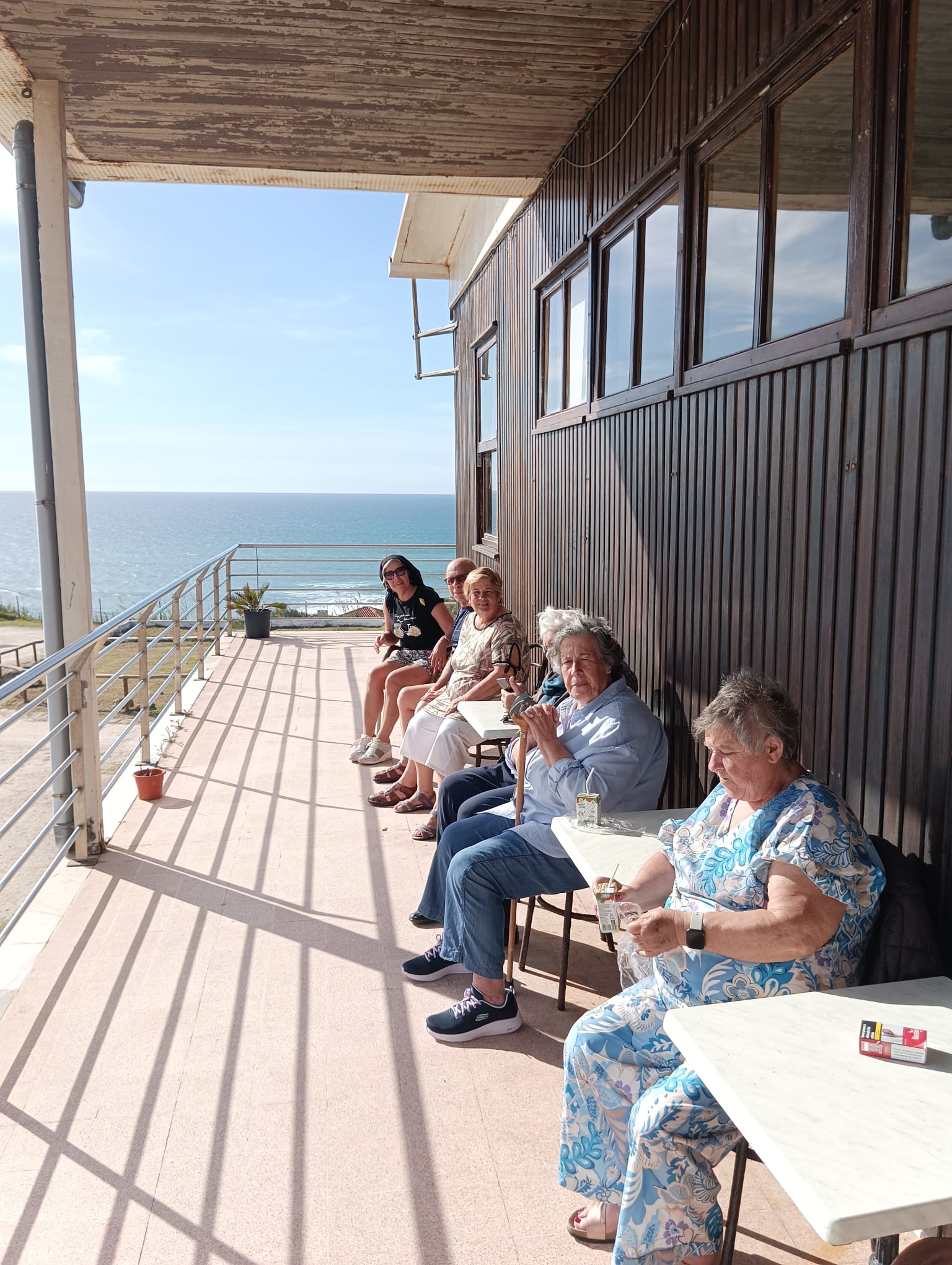 Espetáculo musical no Centro Cultural Olga Cadaval com Paulo de Carvalho inserido no programa ” Os dias da idade” no dia  com a presença do Coração Amarelo.” Bela tarde” foi ouvido em uníssono pelos nossos utentes.
