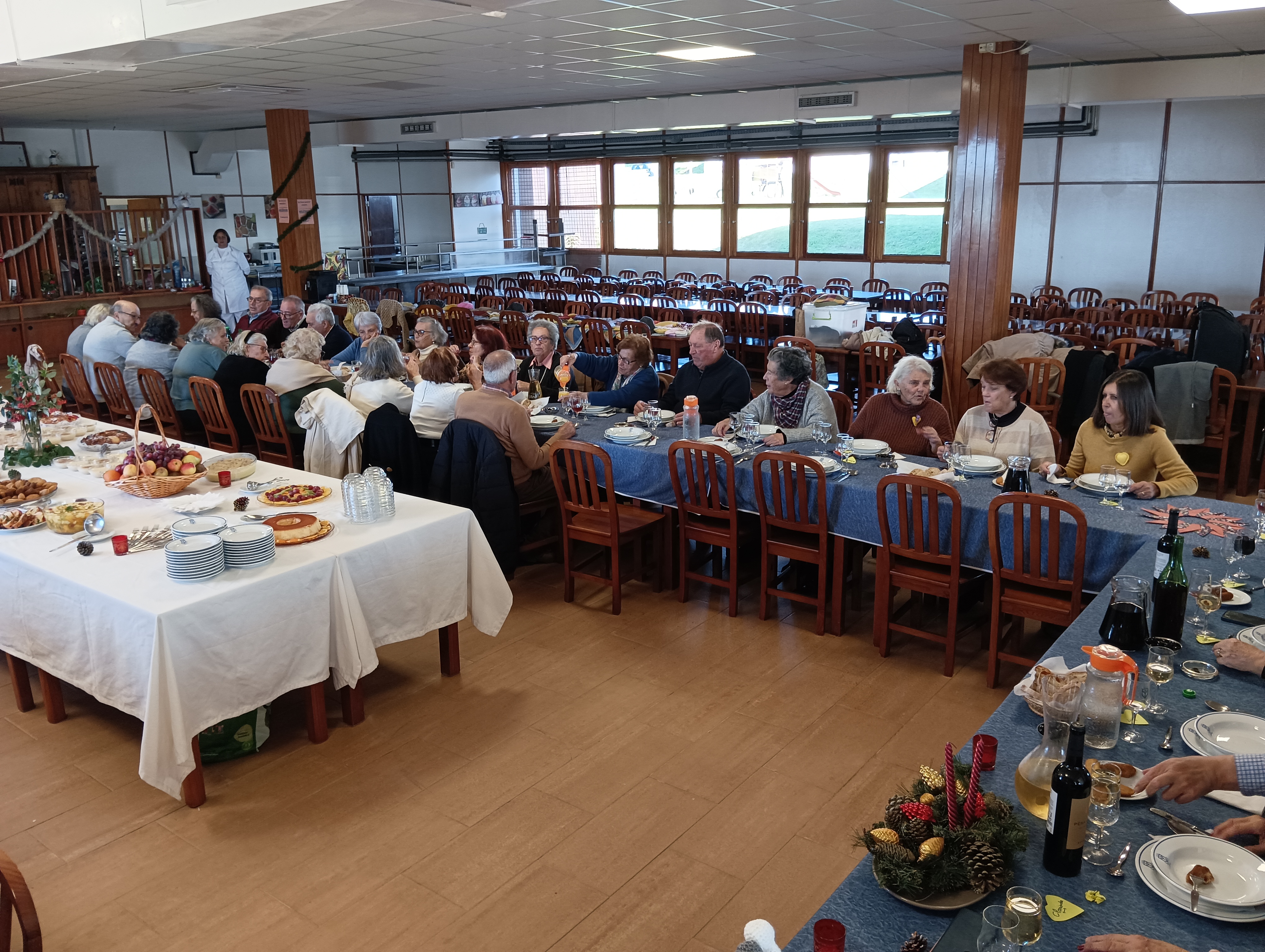 Espetáculo musical no Centro Cultural Olga Cadaval com Paulo de Carvalho inserido no programa ” Os dias da idade” no dia  com a presença do Coração Amarelo.” Bela tarde” foi ouvido em uníssono pelos nossos utentes.